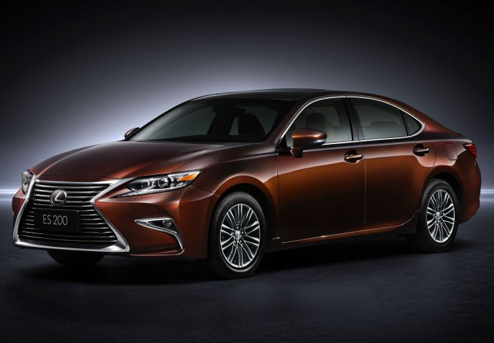 Lexus Refreshes ES Sedan for 2016