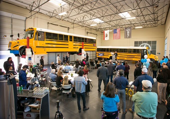 The Lion Electric Co. Opens New ‘Experience Center’ in New York