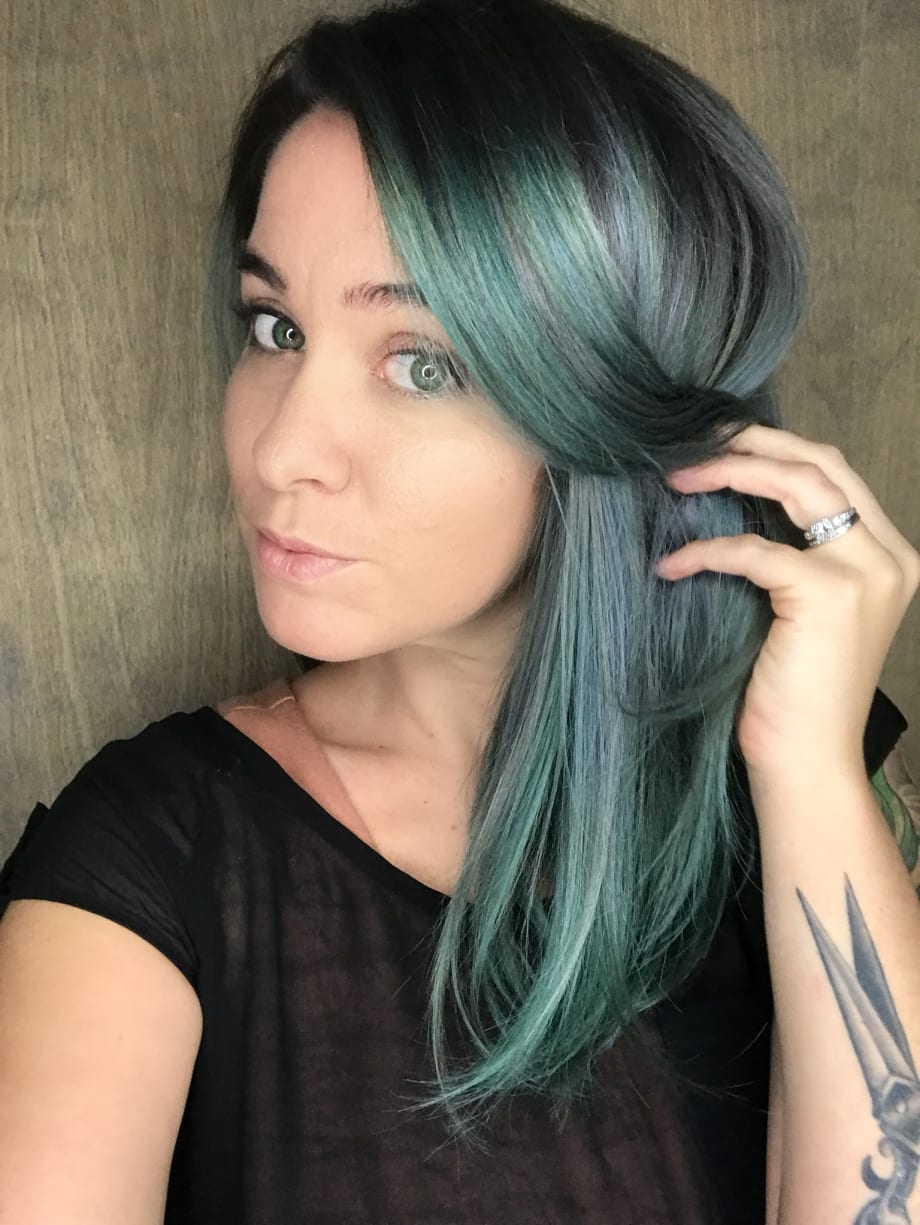 2018 MODERN SALON 100: Alicia McLaughlin @thehairstylish