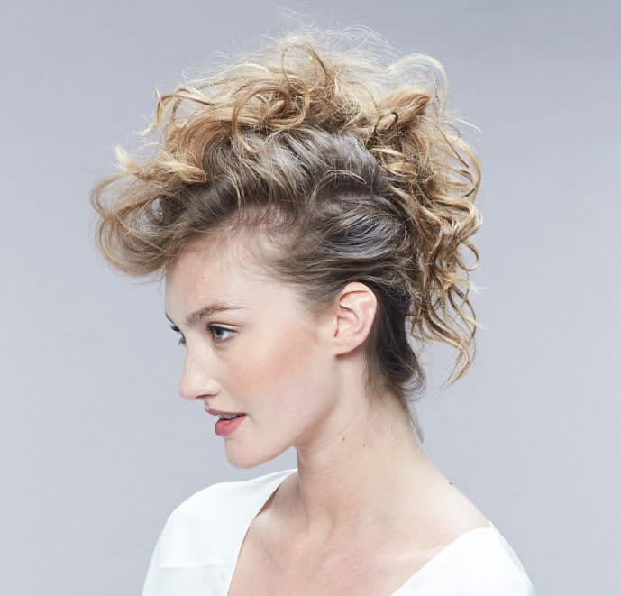HOW-TO: The French Hawk - A Mohawk with the Sophistication of a French Twist