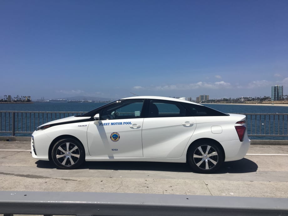 Calif. Fleets Add Toyota Mirai Fuel Cell Sedans