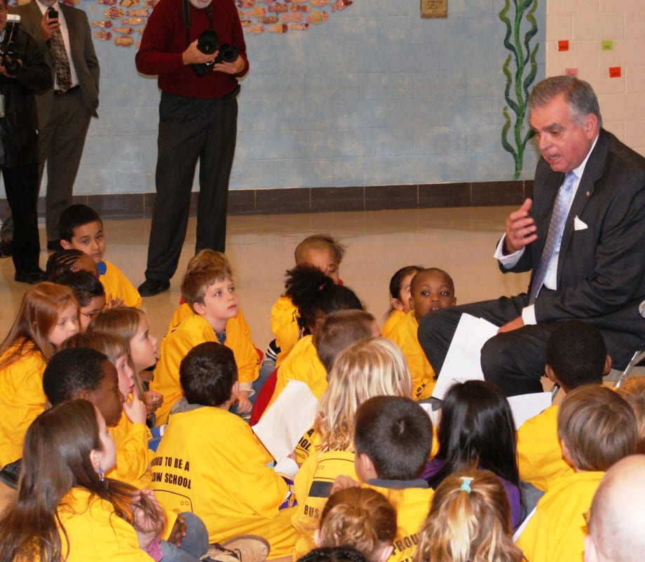 LaHood to speak at 'Love the Bus' event