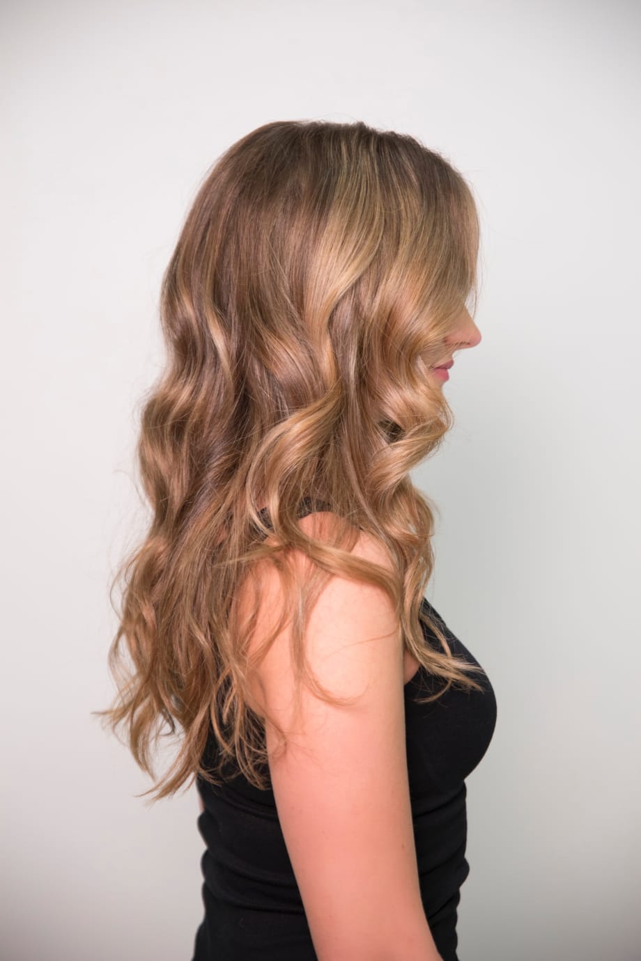 Watch: Face-Framing Lunchtime Highlights with Pravana's Blonde Wand