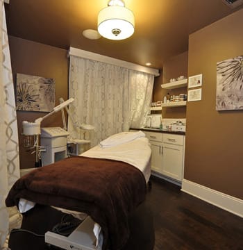 Salon of Distinction: Luxe A Boutique Salon