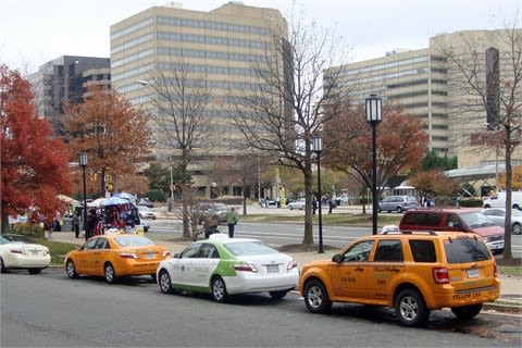Va. OKs 60 new wheelchair-accessible taxis