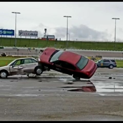 Annual Accident Investigator Conference to Focus on School Bus Crashes