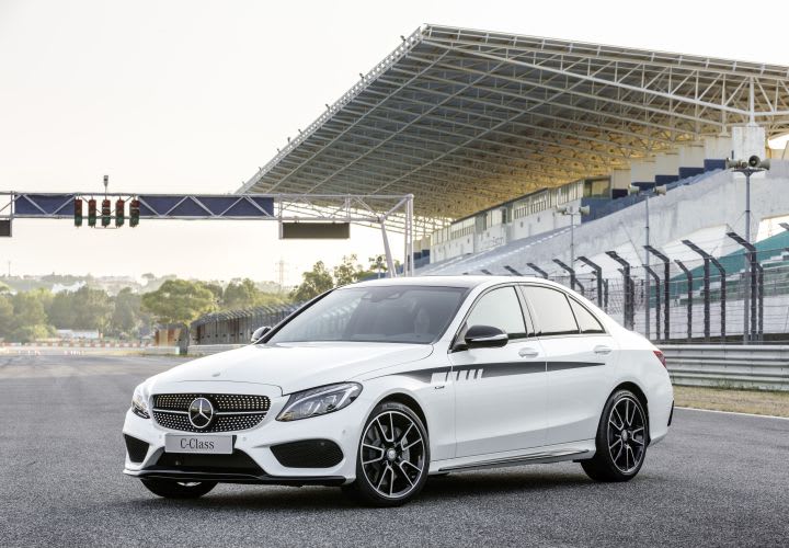 Mercedes-Benz Announces Additional 2016-MY Pricing
