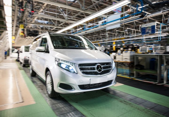 Mercedes-Benz Midsize Van to Debut at Work Truck Show