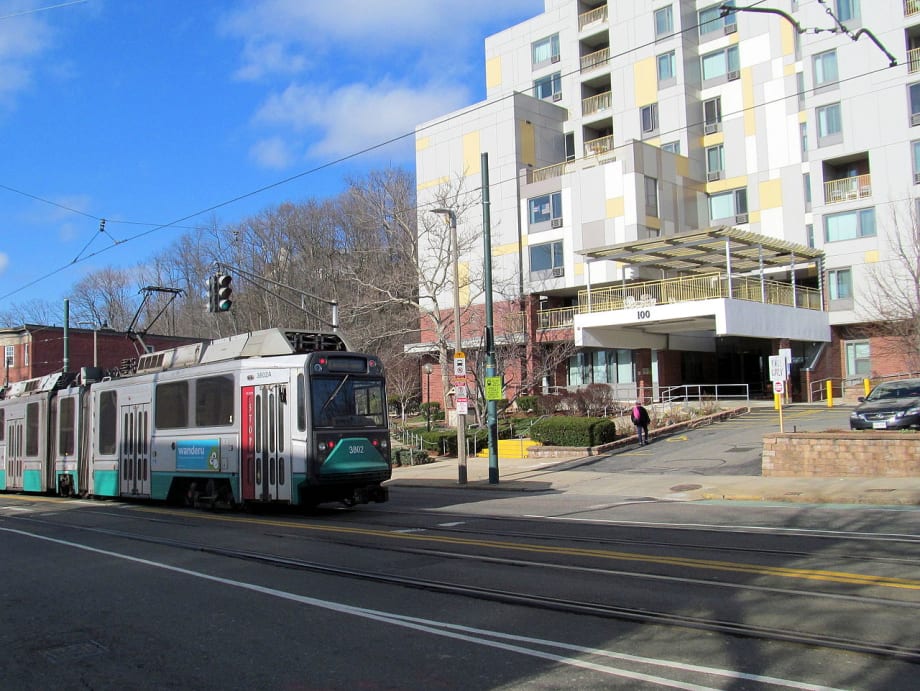 Amid rider irritation, MBTA suspends fare payment messages
