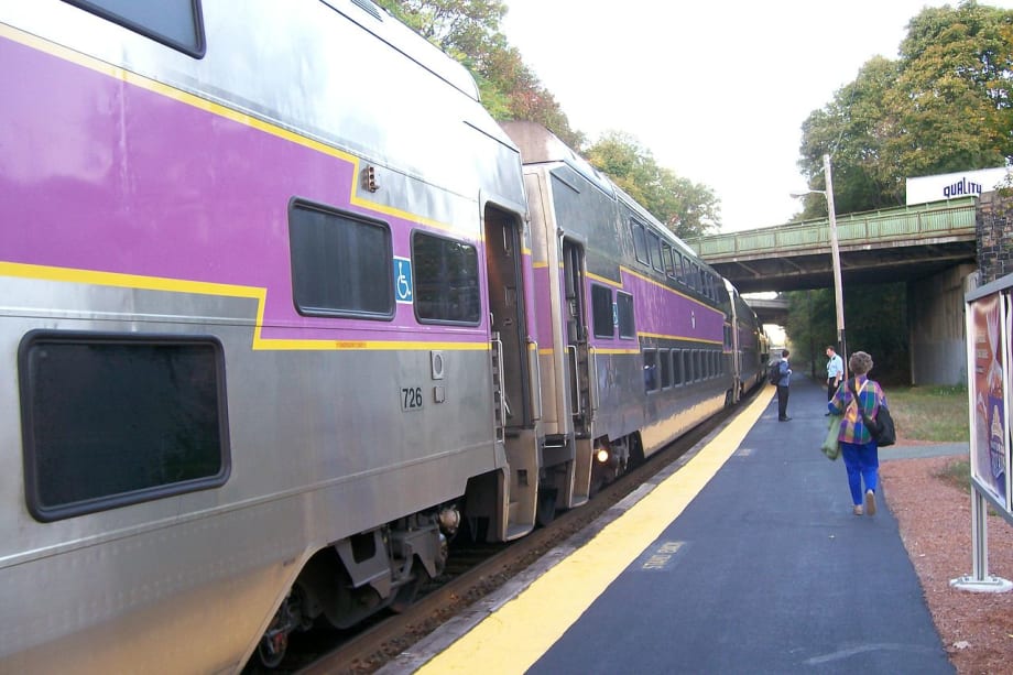 Keolis adopts close call reporting system for MBTA commuter rail
