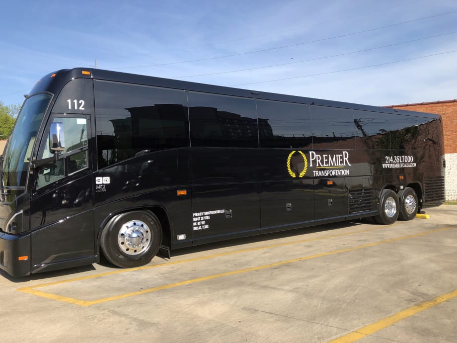 MCI delivers J4500s to Dallas' Premiere Transportation Services