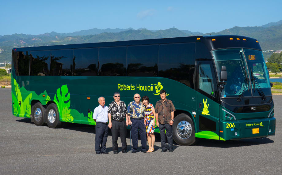 MCI delivers 25 J4500s, announces staffing changes