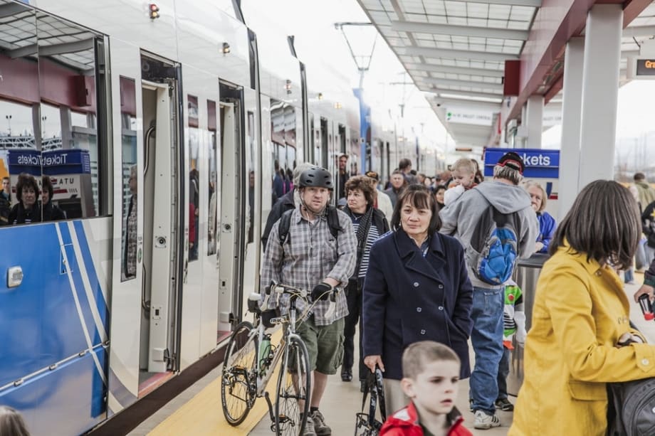 Light Rail Line Links Salt Lake City with Airport