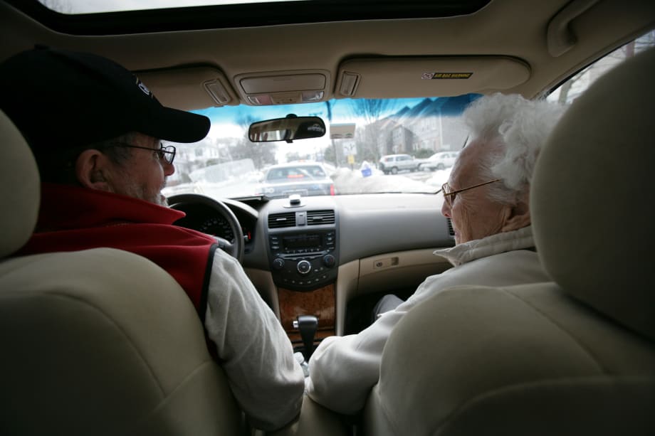 Database Offers Alernative-Ride Info for Seniors, ADA Clientele