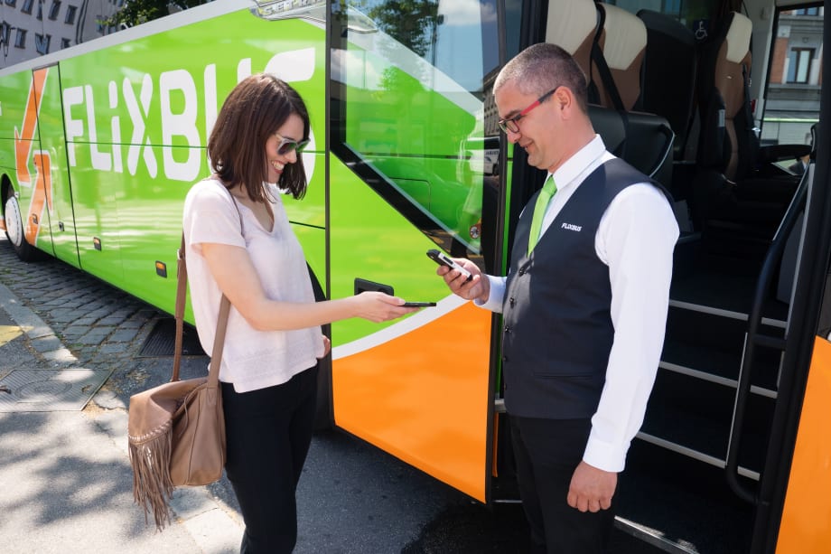 Intercity Bus Lines Pivot to Premium Services, Dynamic Scheduling