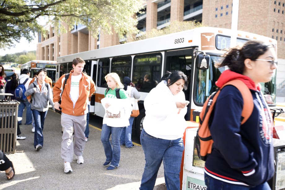 Transit Contractors Bring Efficiencies, Share Success Stories