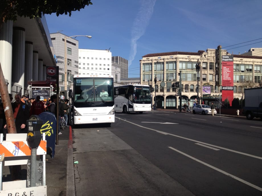 San Francisco Proposal Allows Muni, Private Carriers to Share Stops