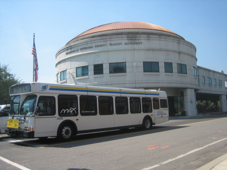 Looming Bus Capital Crisis Fuels Fight for Dedicated Investment