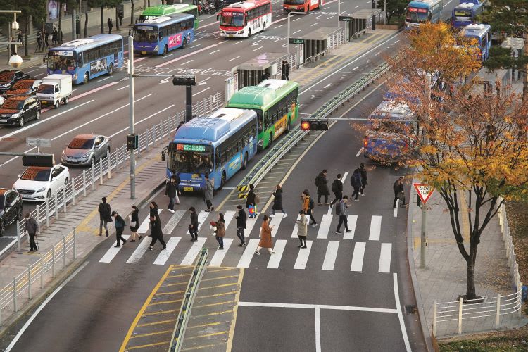 Exclusive: How cities around the globe approach 'new mobility'