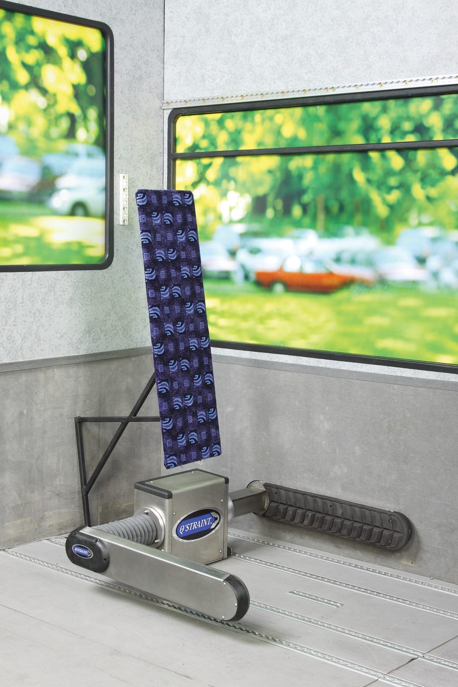 Q'Straint debuts Quantum self-securement system