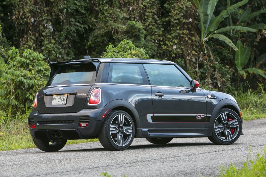 BMW Recalls MINI Cooper, i3 Models for Air Bags