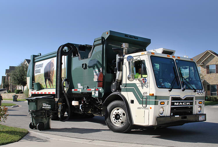 McNeilus Recalls Zero Radius Refuse Trucks