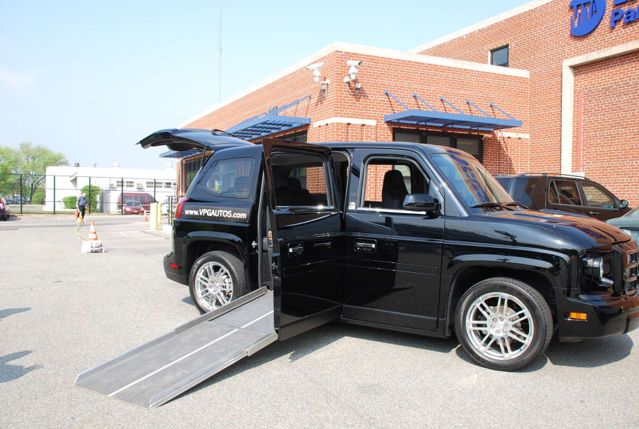 Manufacturer forges formal partnerships to sell MV-1