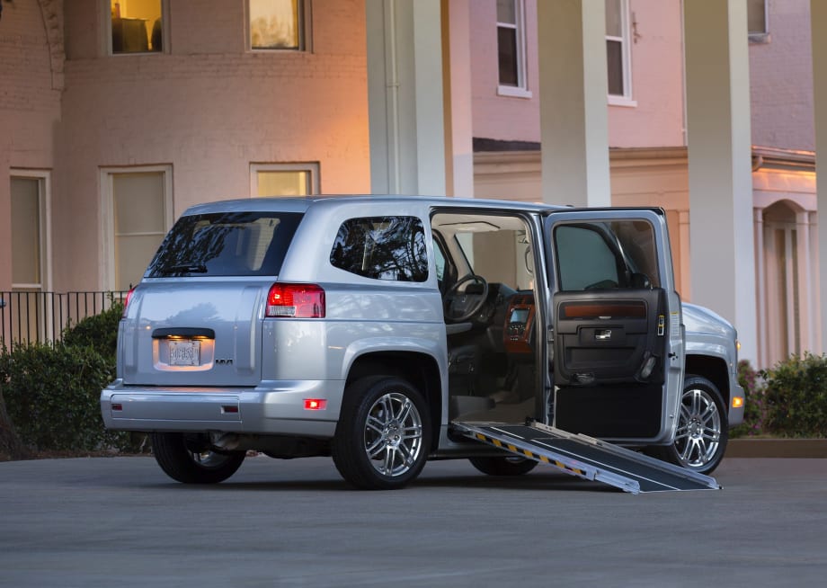 Veterans Affairs Purchases Wheelchair-Accessible Vans