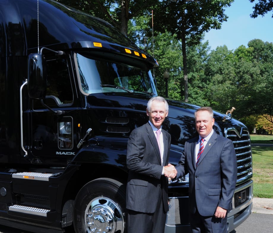 Mack Donates Truck to ATA Safety Program