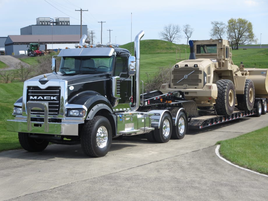 Mack mDrive HD Made to Handle Most Vocational Duties