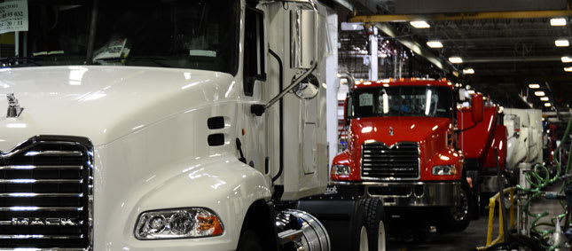 Truck Makers Report Choppy Order Volume in First Quarter
