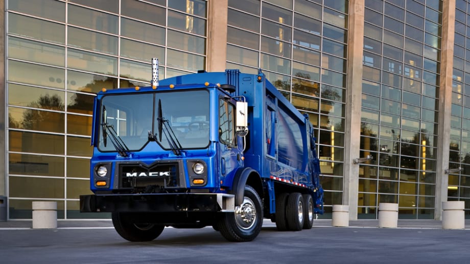 Mack Showcases Natural Leadership in Gas