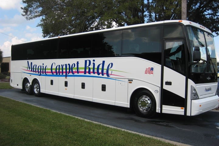 ABC delivers Van Hool Florida charter co.