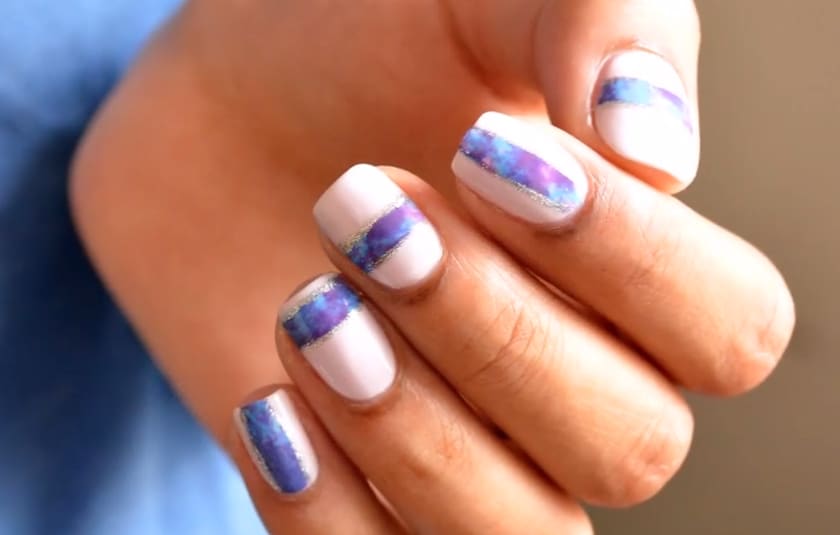 Marbleized Striped Nails
