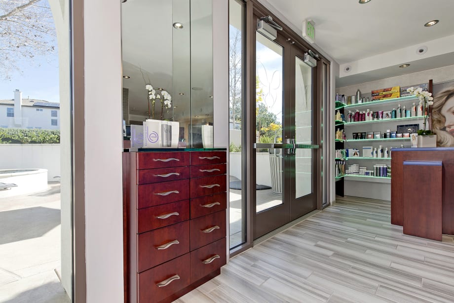 SOTY 2015: Mariposa Salon