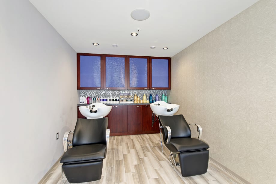 SOTY 2015: Mariposa Salon