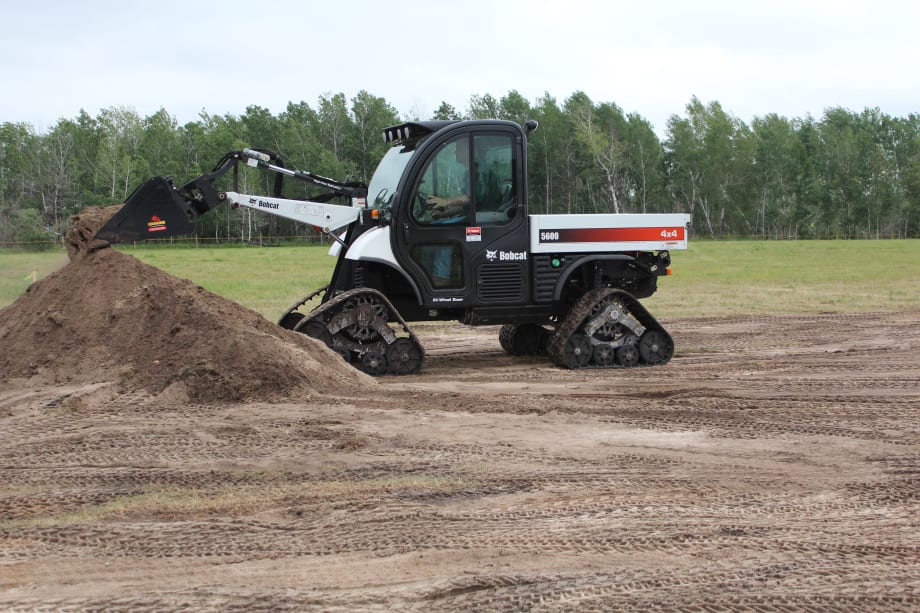 AC-Powered Tug Tow Tractor 
