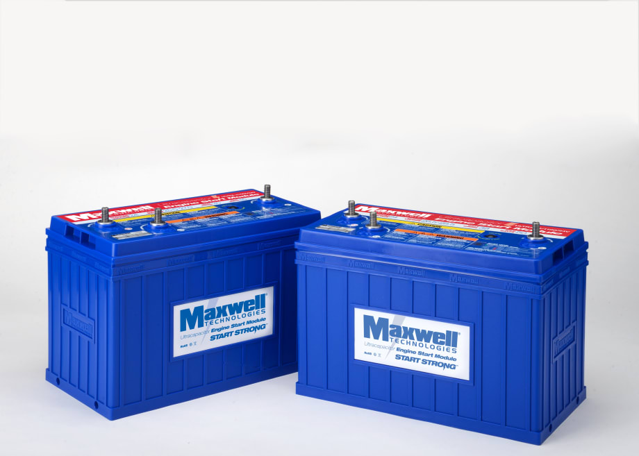 24-volt ultracapacitor-based engine start module