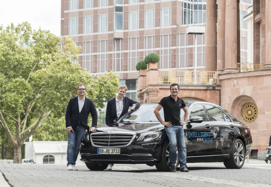 Mercedes-Benz Launches Global Autonomous Test Drive