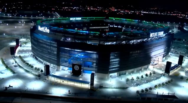 Urging the well-heeled to take public transit to Super Bowl