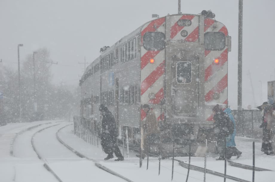 Metra prepares for winter weather with switch covers, heaters