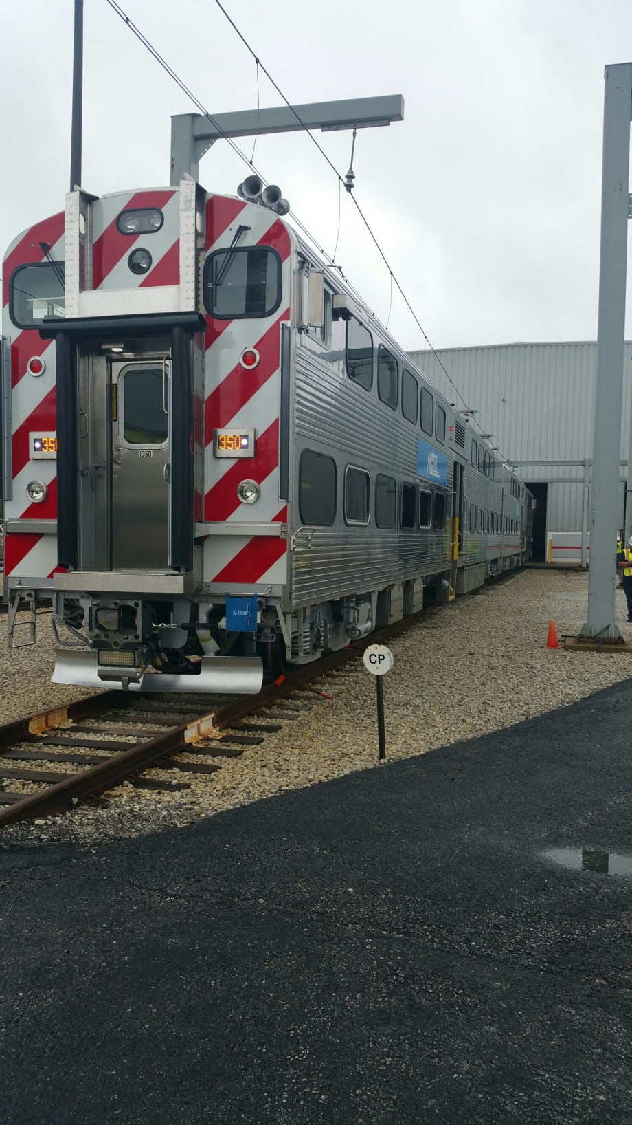 Metra increasing Electric service to complete PTC