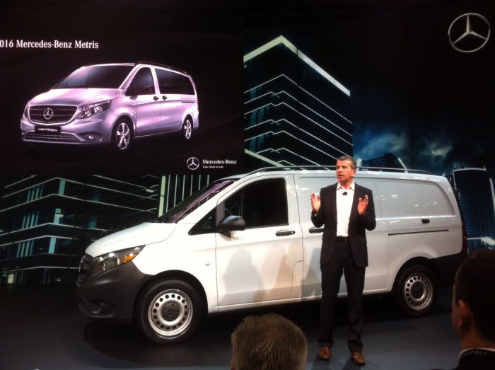 Mercedes-Benz Rolls Out Mid-Sized Metris Van