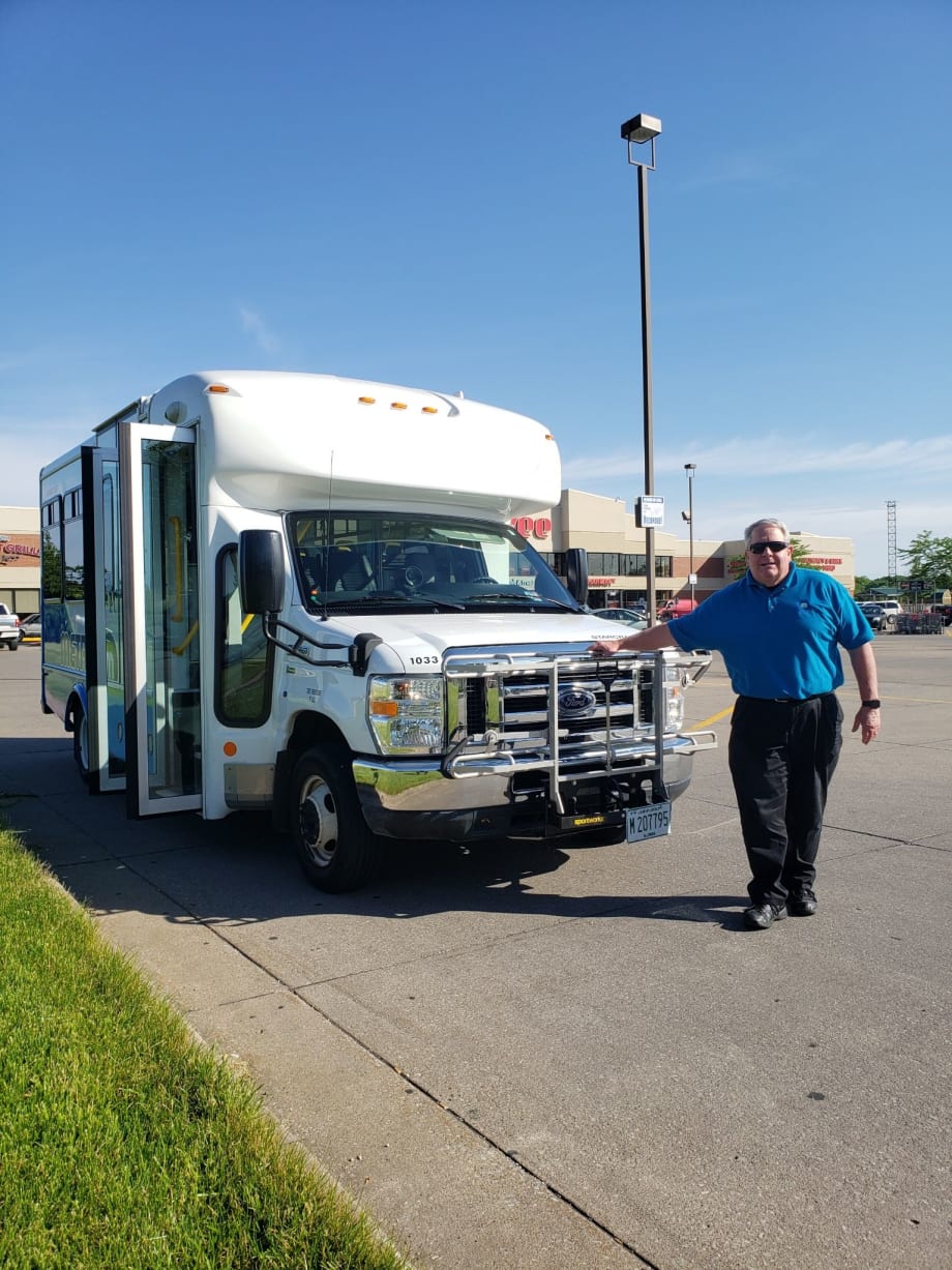 Illinois-based MetroLINK debuts microtransit service