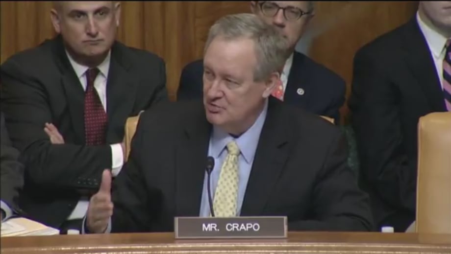 Bloomberg: Senate Banking Chair Closing In on Bipartisan Dodd-Frank Rollback