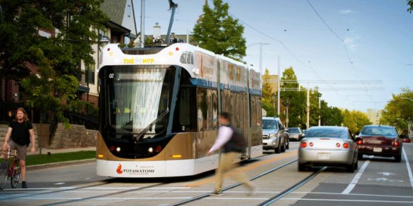 Milwaukee launches long-awaited streetcar service