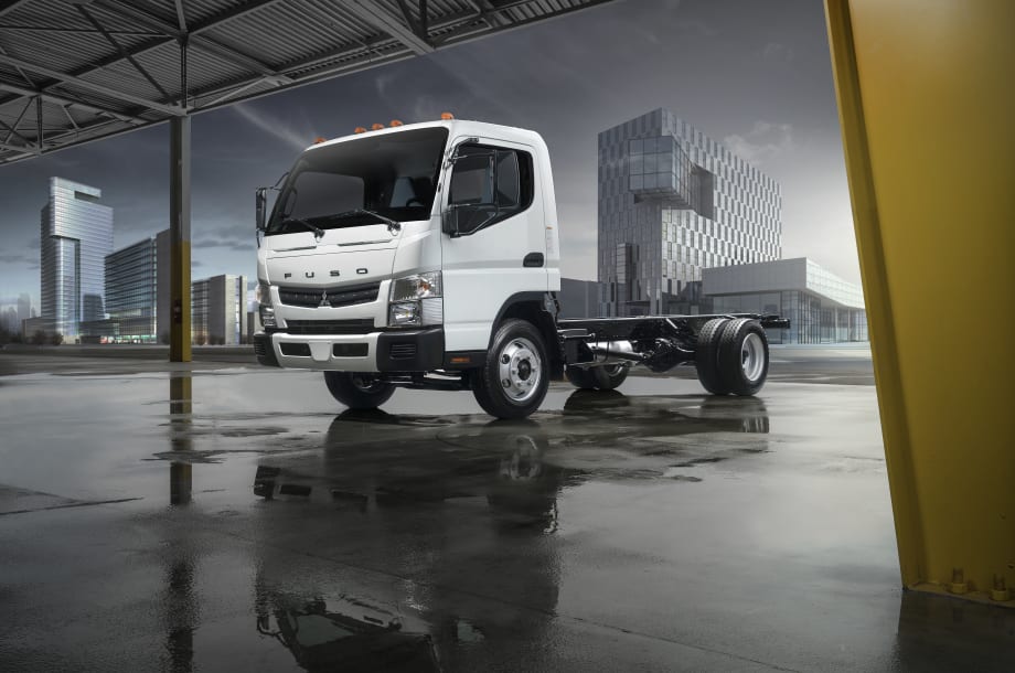 Mitsubishi Fuso's Class 4 Gasoline Cabovers Arrive