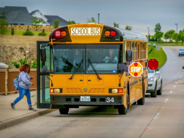 Indiana Lawmaker to Introduce School Bus Safety Bill