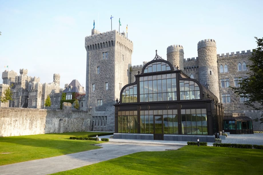 SPA TOUR: Fit For A King