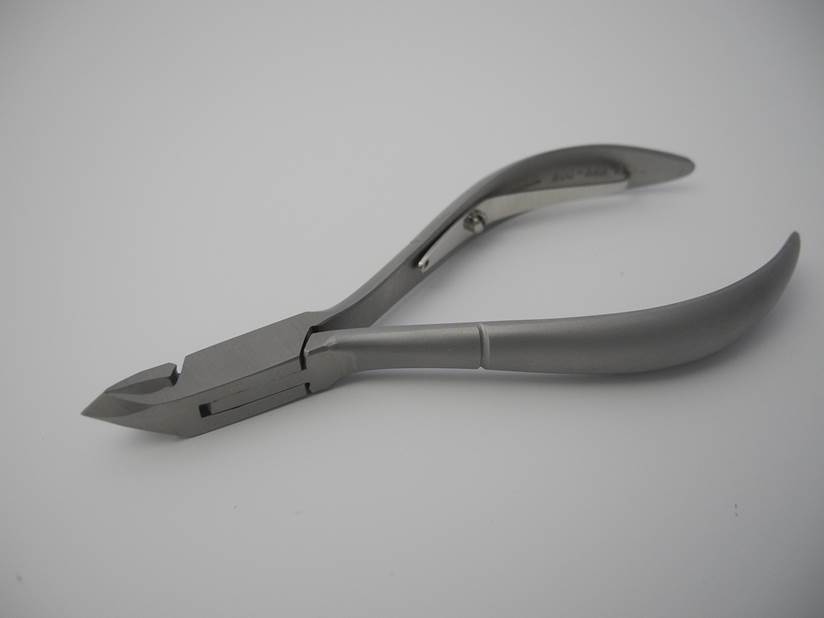 #12 Cuticle Nipper